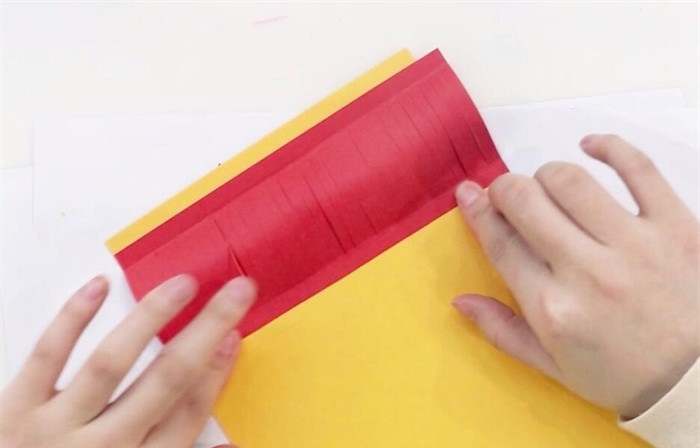 纸灯笼怎么做手工制作简单又漂亮