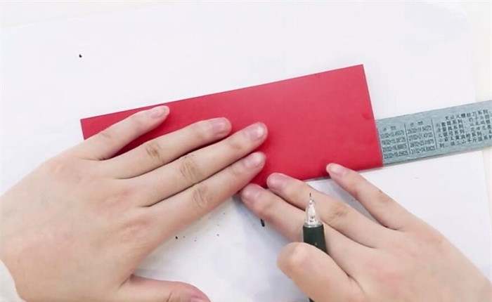 纸灯笼怎么做手工制作简单又漂亮