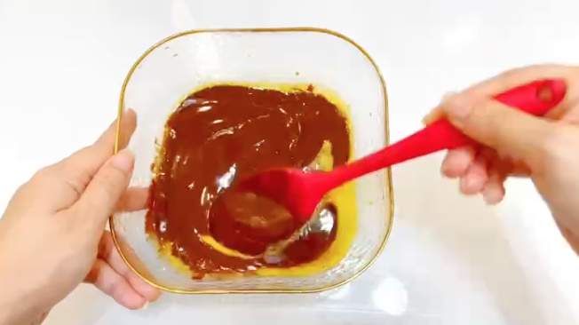 教你做一个香喷喷的巧克力布朗尼蛋糕