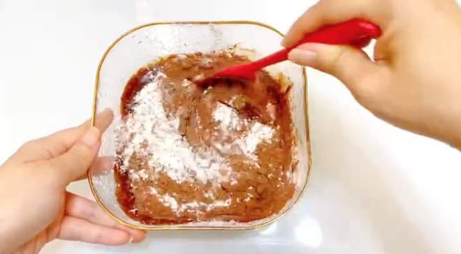 教你做一个香喷喷的巧克力布朗尼蛋糕