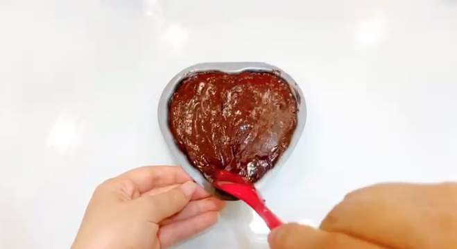 教你做一个香喷喷的巧克力布朗尼蛋糕