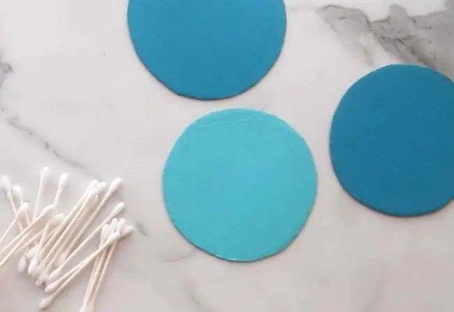 冬季儿童手工《棉签雪花》