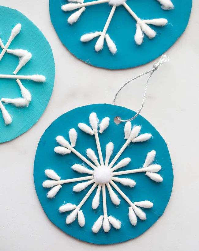 冬季儿童手工《棉签雪花》