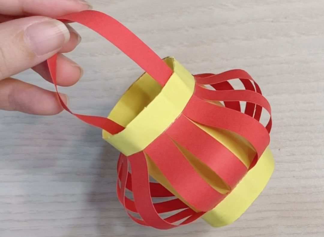 自制最简单的儿童灯笼制作手工教程