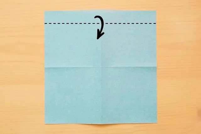 适合幼儿的简单手工折纸袜子