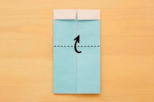 适合幼儿的简单手工折纸袜子