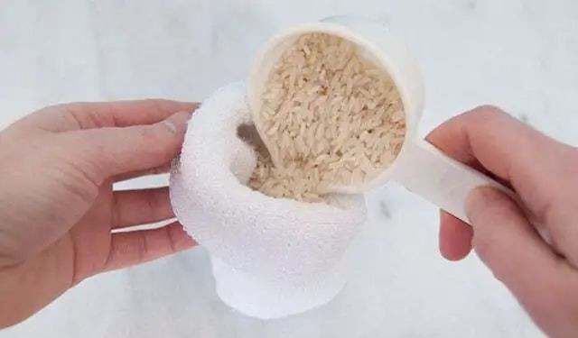 冬季儿童手工制作《袜子雪人》