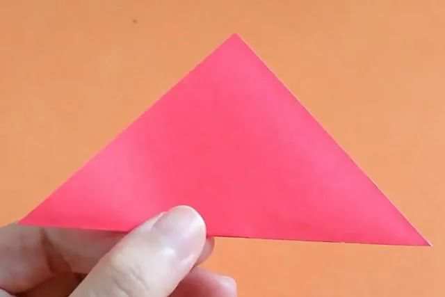 新年简单手工制作：怎么折纸灯笼(步骤图解)