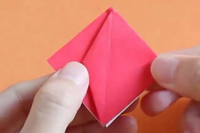 新年简单手工制作：怎么折纸灯笼(步骤图解)