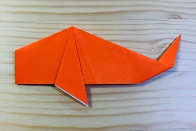 适合儿童的过年手工：怎么折纸鲤鱼(步骤图解)