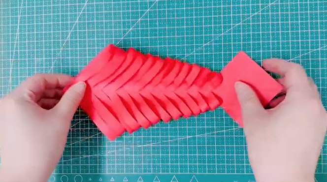 教你折一只漂亮的锦鲤