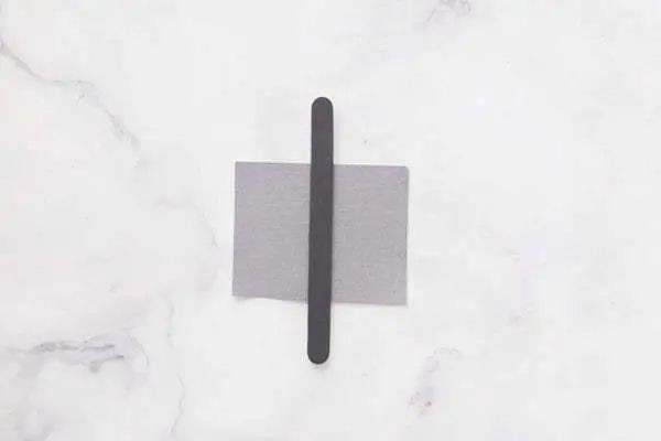 冰棍棒废物利用手工制作《小企鹅》