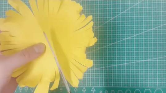 三八妇女节手工制作一束鲜花