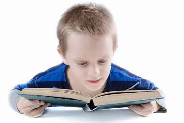 a开头的男生英文名小众