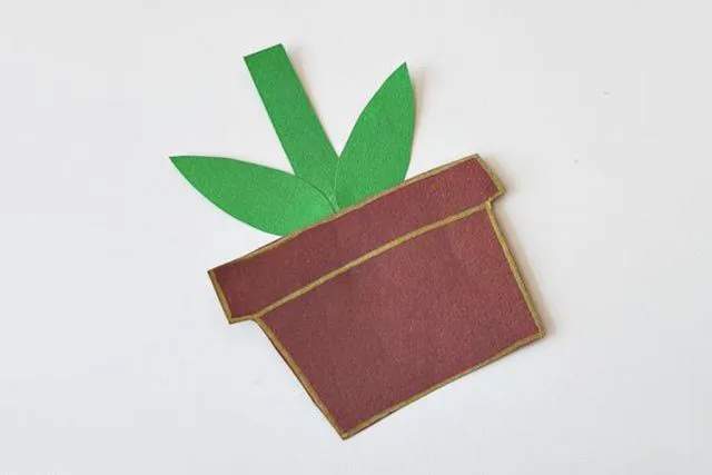 儿童剪纸教程：手印剪纸贴画一盆花