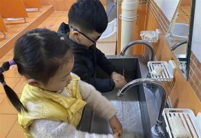 幼儿园健康教案《爱清洁讲卫生》