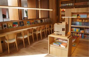 睡前小故事：熊爷爷的图书馆