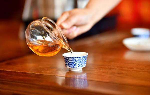 哺乳期可以喝茶吗