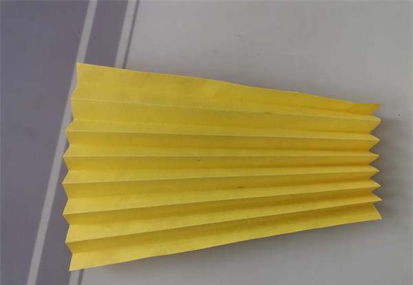 劳动节手工制作《劳动节徽章》