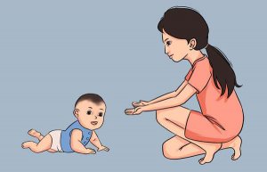 婴儿俯卧抬头训练