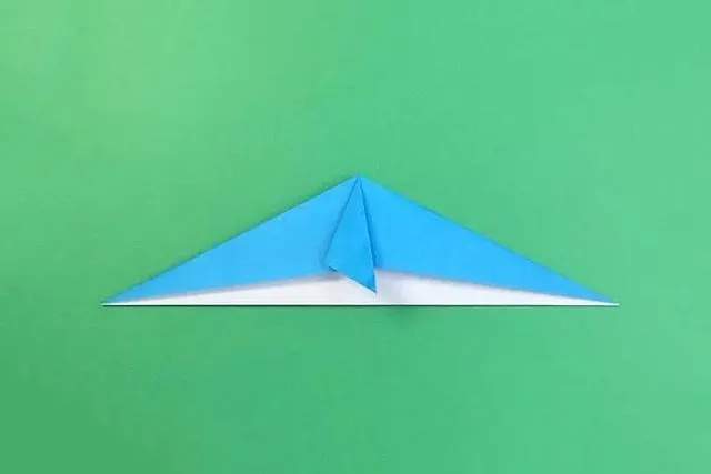 儿童简单折纸教程：怎么折纸海豚(步骤图解)