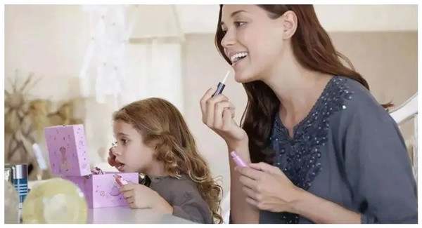 爱模仿给孩子带来哪些神奇的力量？