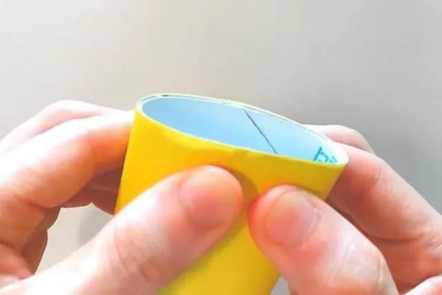 卫生纸筒废物利用手工制作小房子