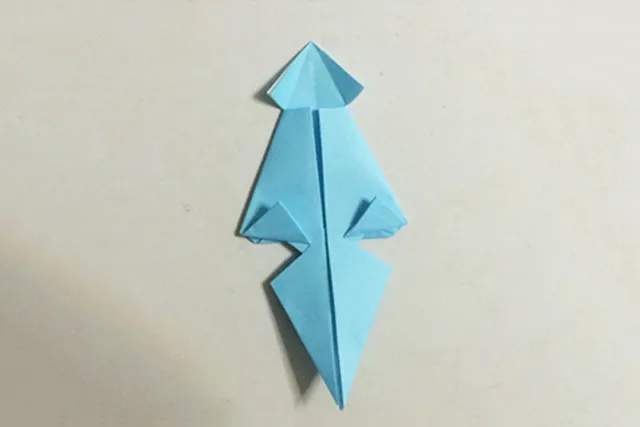 幼儿折纸手工简单：怎么折纸鱿鱼(步骤图解)