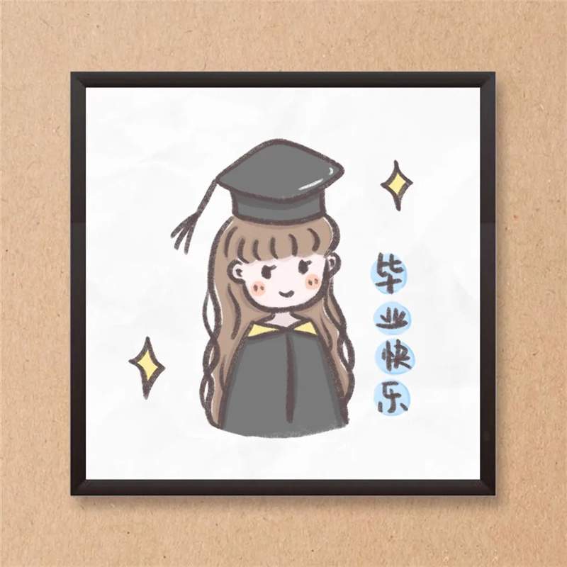 毕业季幼儿园带博士帽的小女孩简笔画