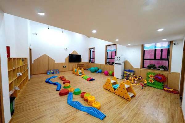 幼儿园中班期末评语范例83篇