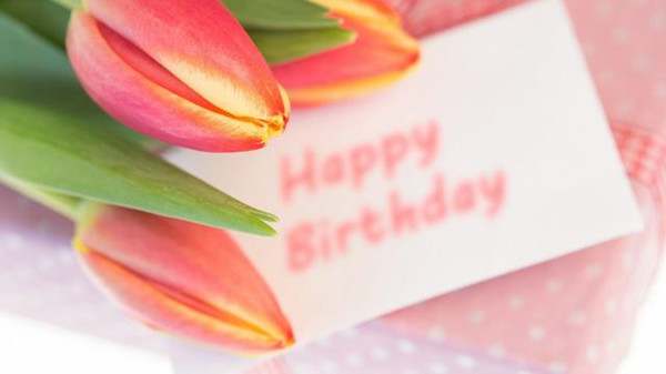 送生日礼物简单祝福语50句