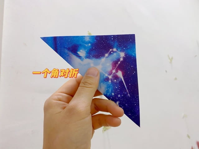 超级简单的折纸飞机的方法